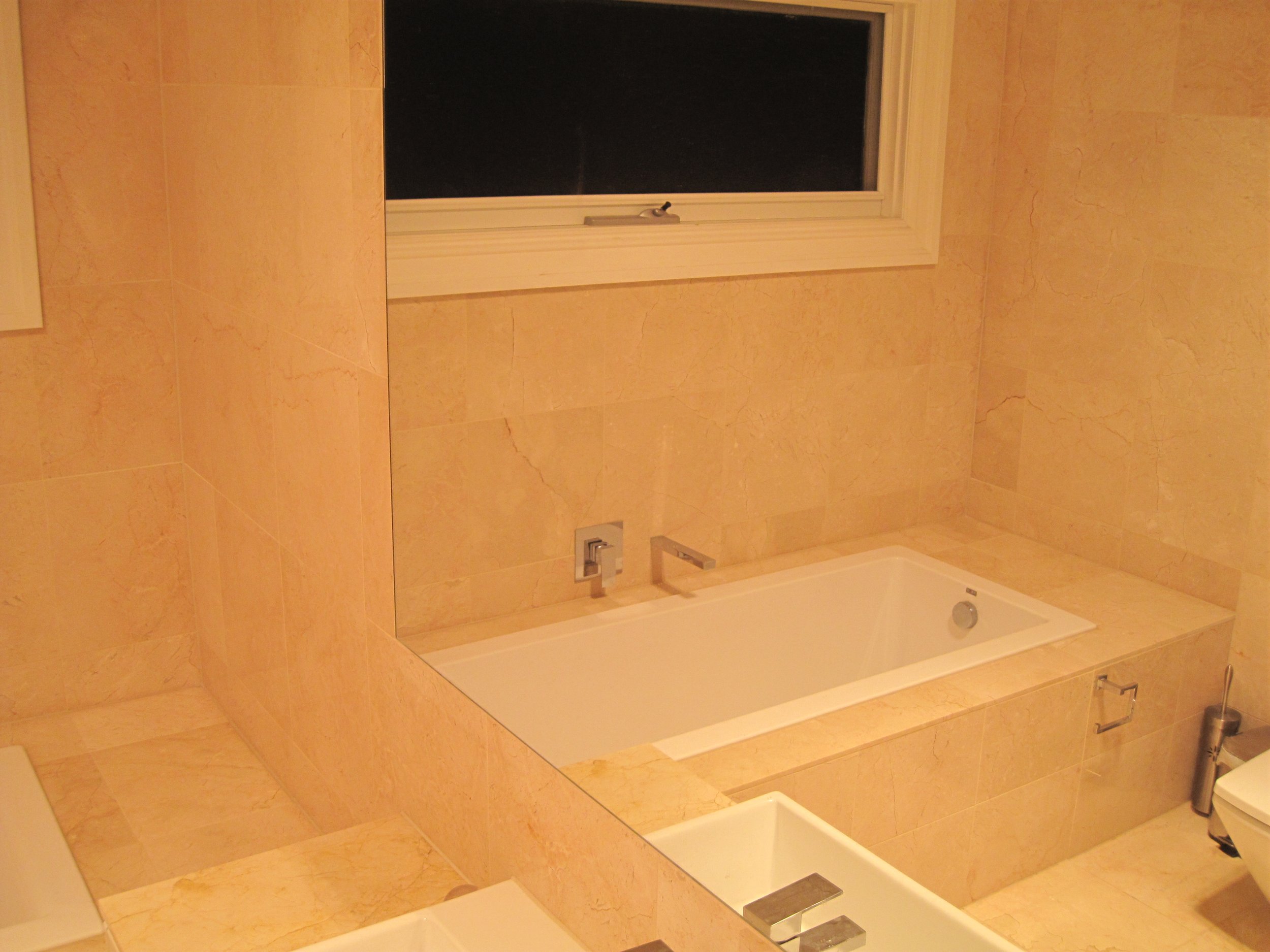 marble bathroom 018.JPG