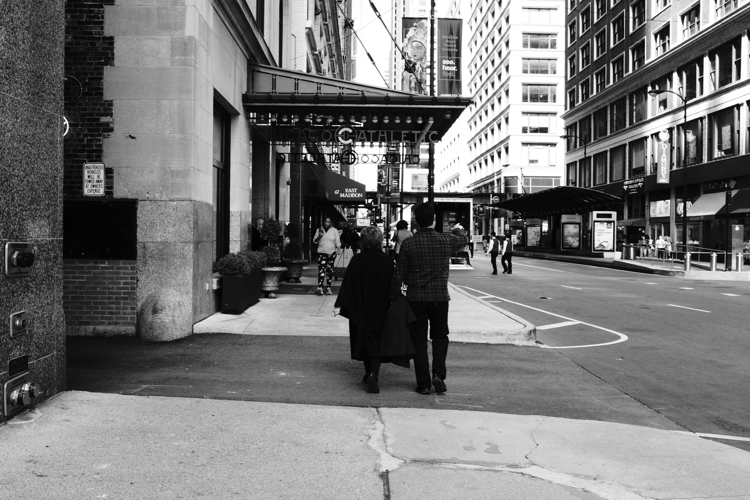 Fuji X100F - 1/200, f/1, ISO 1600 - ACROS+R Film Simulation