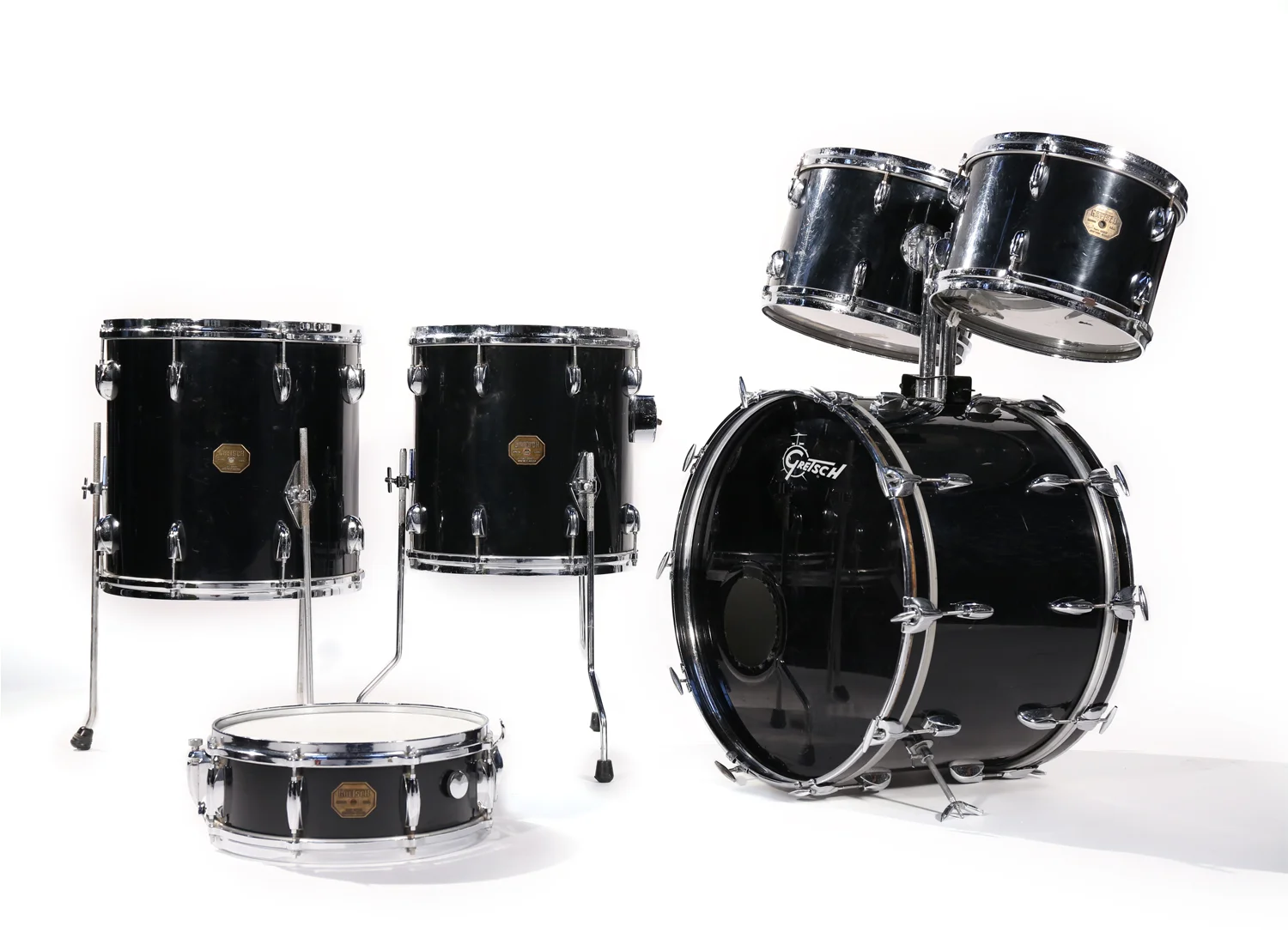 Gretsch Black Left.jpg