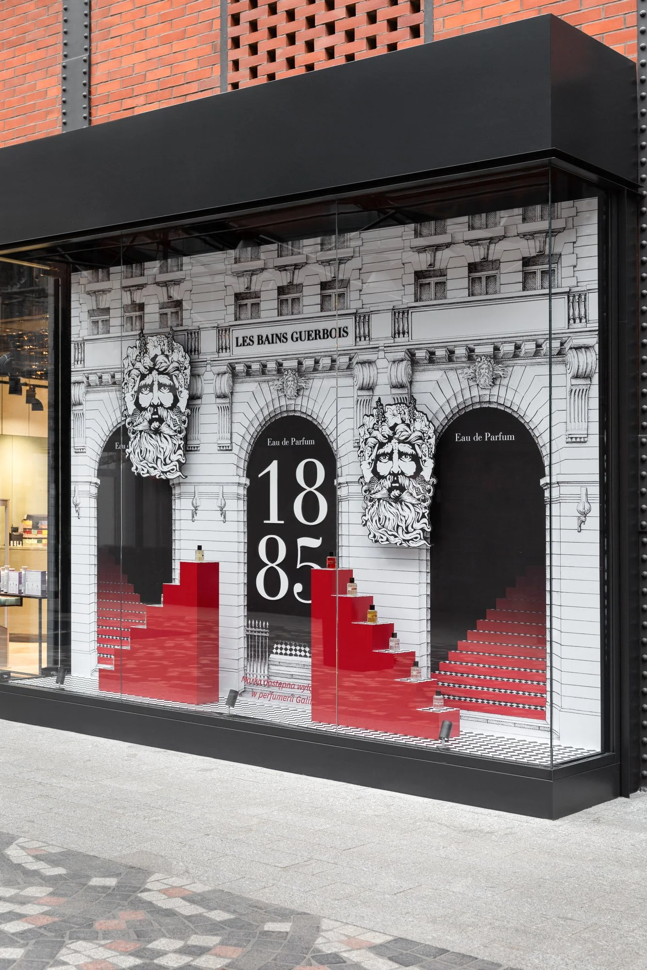 Witryna Sklepowa LES BAINS GUERBOIS