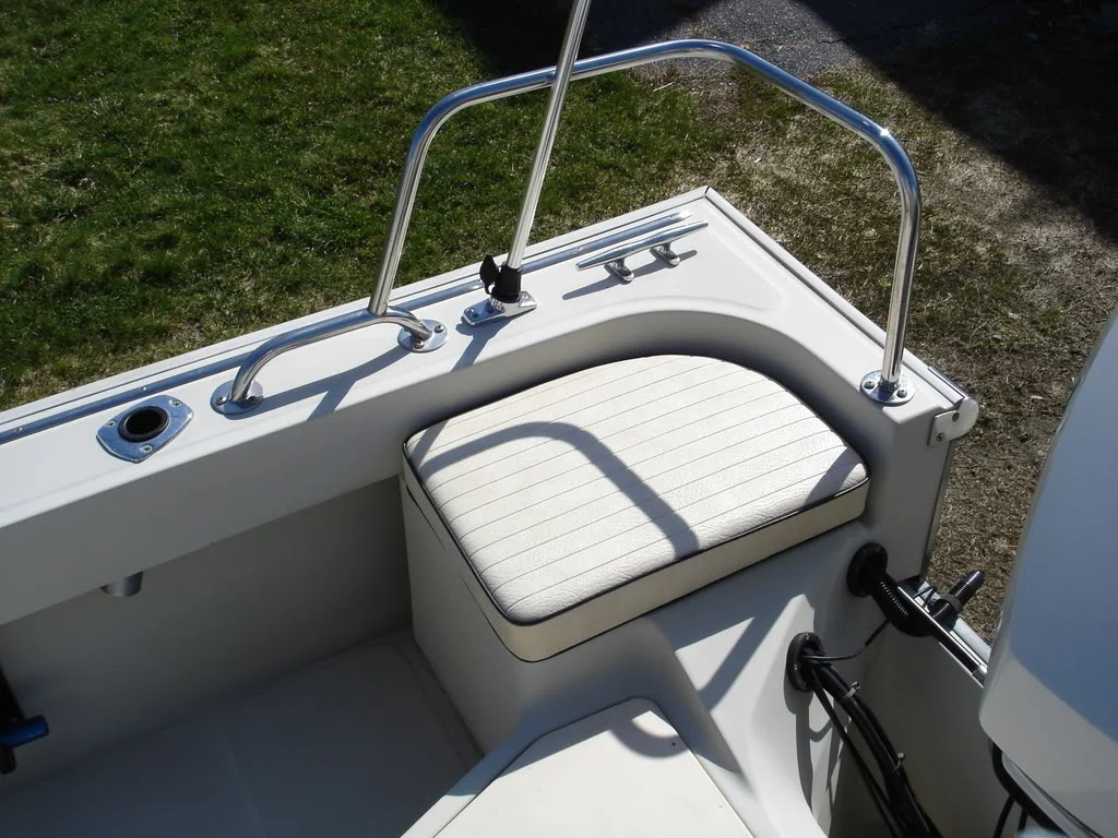 1993BostonWhaler17Outrage051.jpg