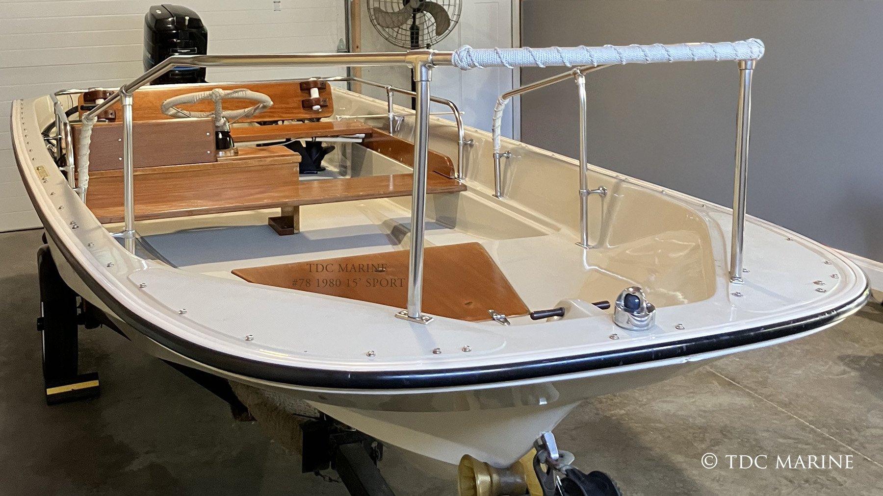 78 - 1980 15' Sport (1).jpg