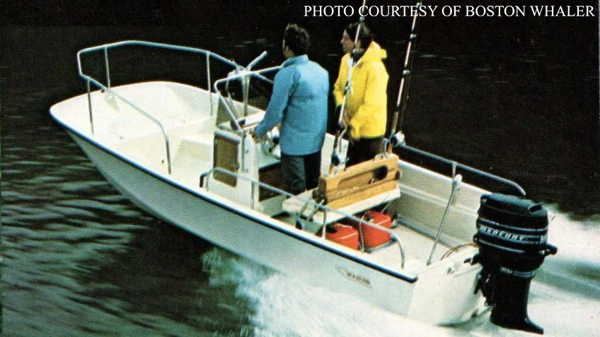 1973-1975 Montauk 17' (1).jpg