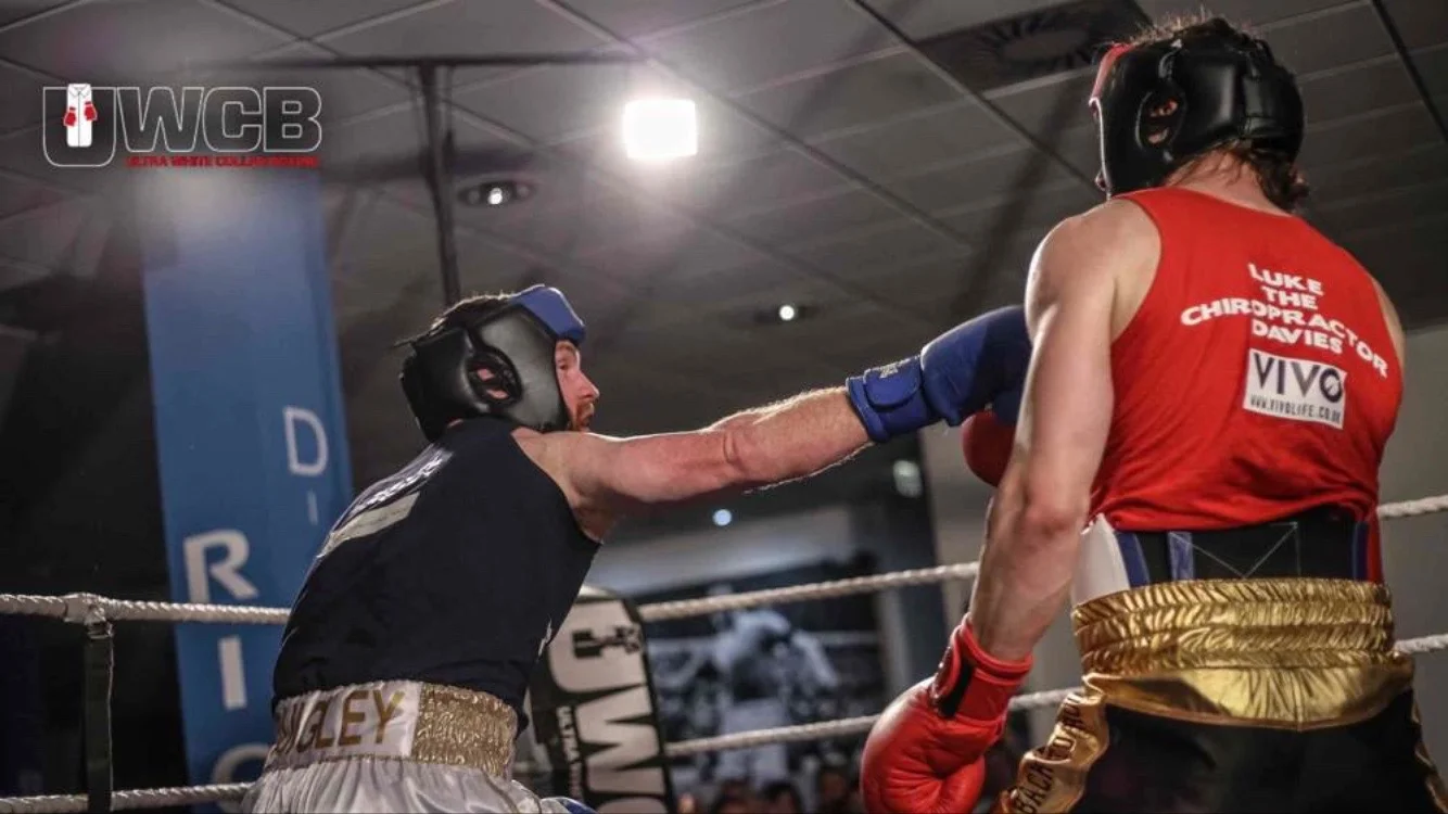 Vivo-life sponsor Luke R. Davies as an athlete 