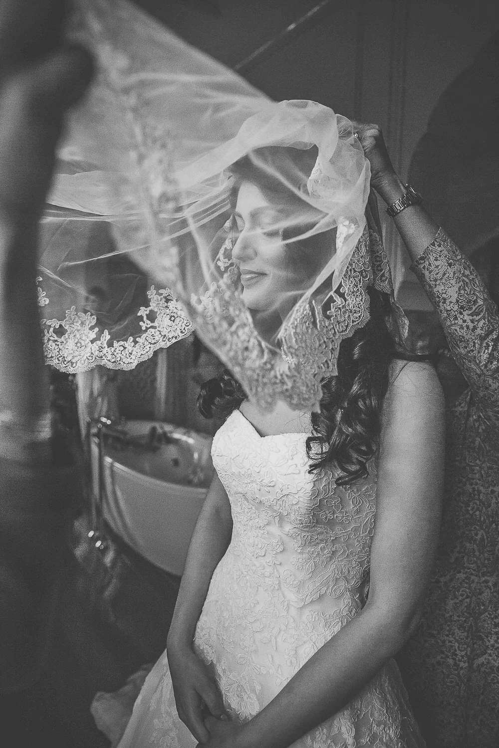 Lo.res_MOMWeddingFinal-17.jpg