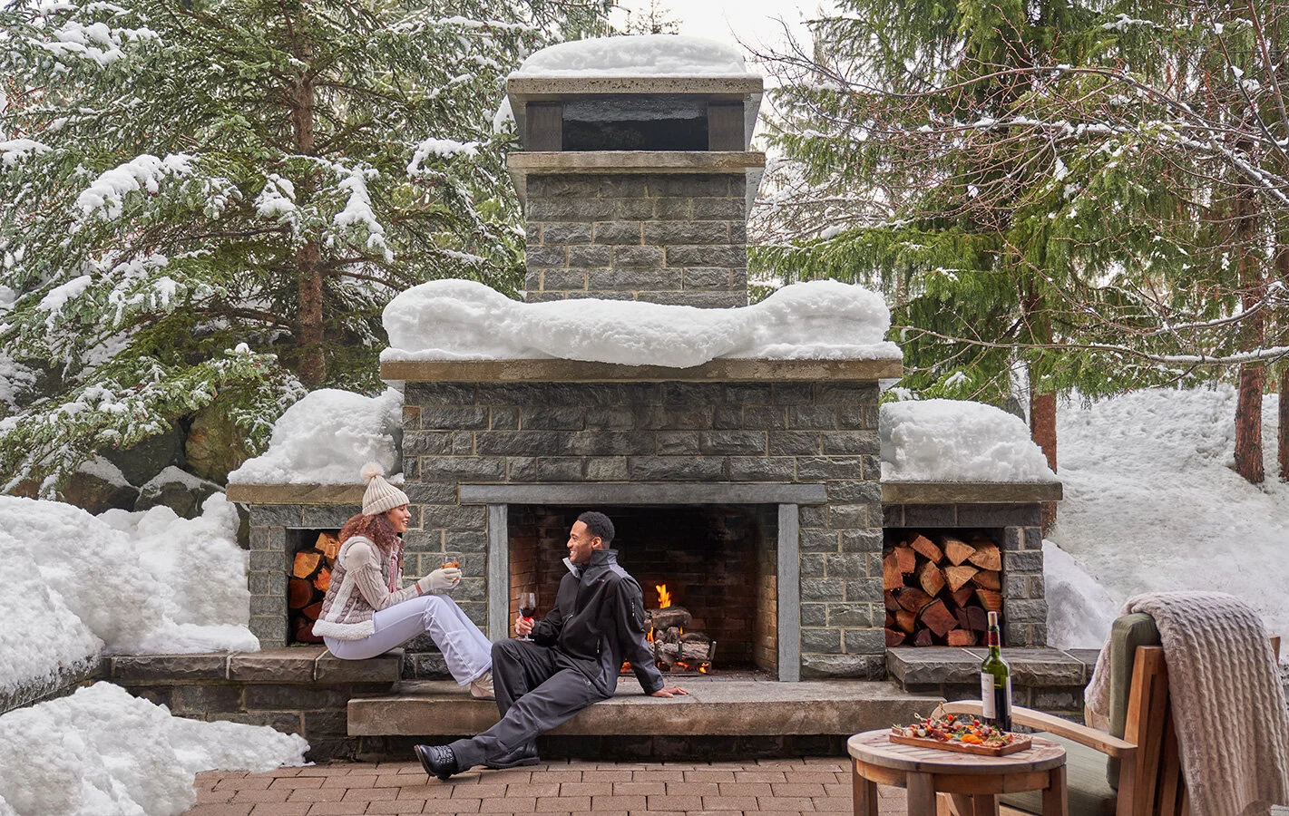 FSWHI1-LS-CPL-FIREPLACE-01-1587.jpg