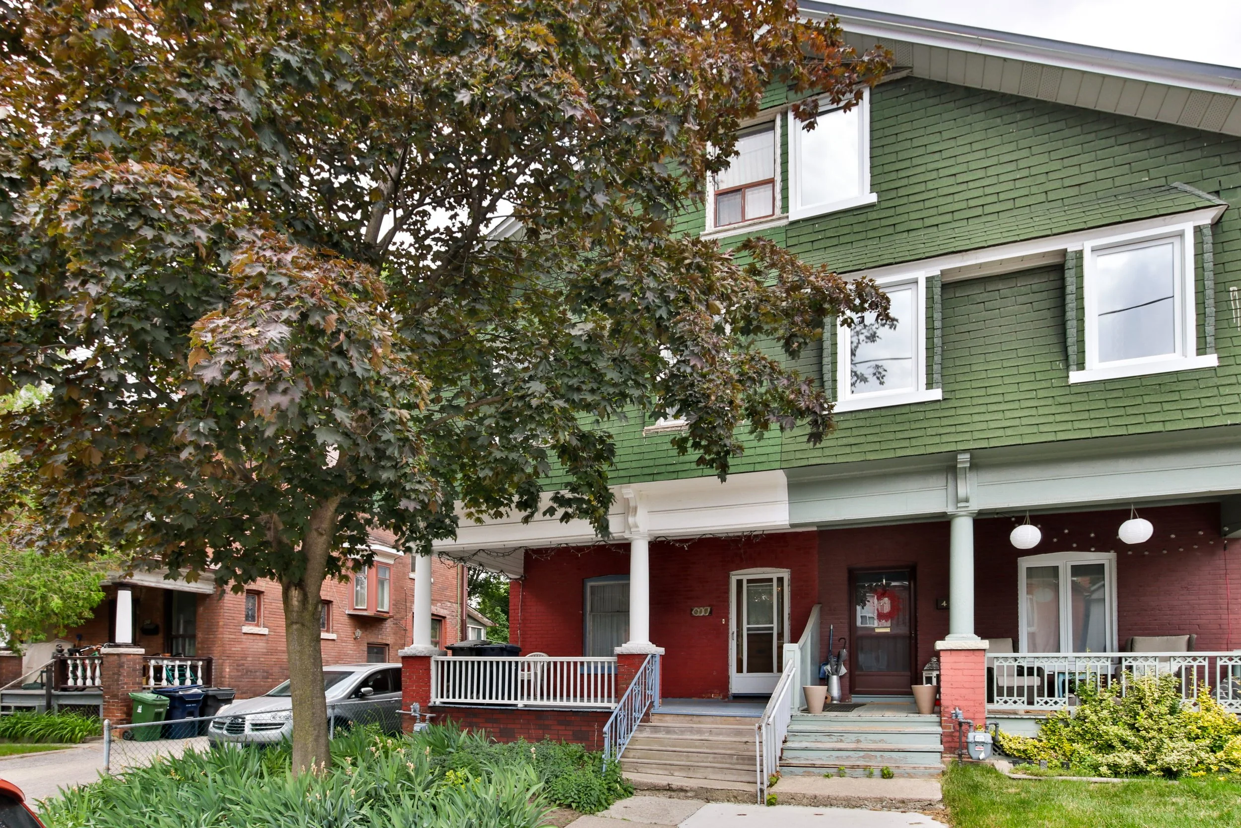 Just Listed: 417 Quebec Avenue, Toronto