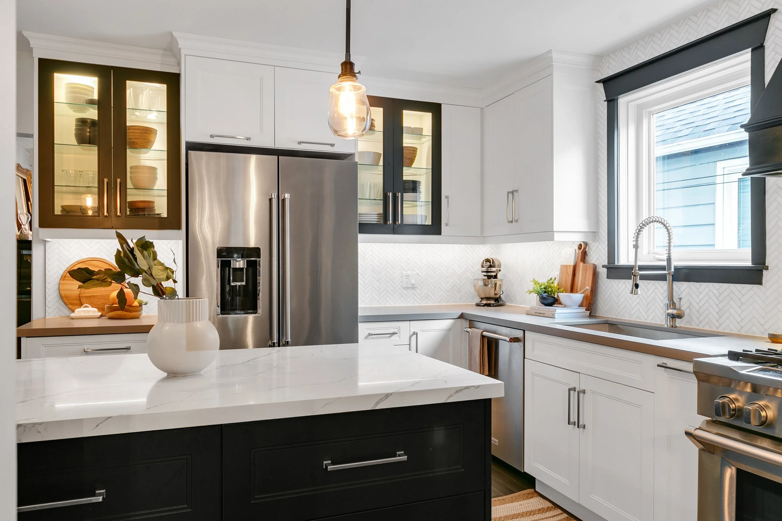 036_Kitchen.jpg
