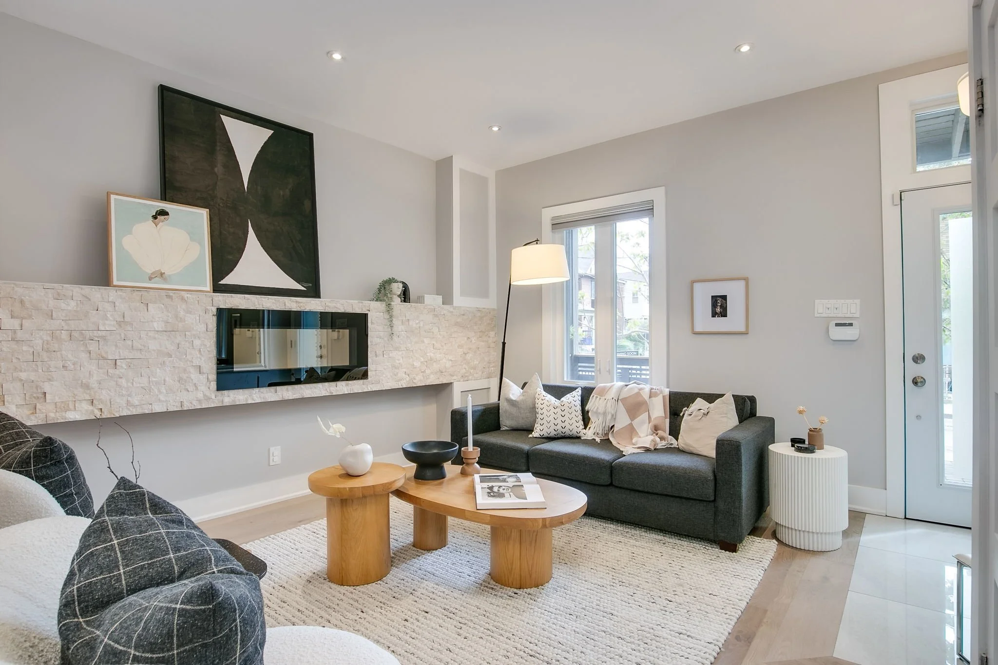 8-web-or-mls-8_002_Living Room.jpg