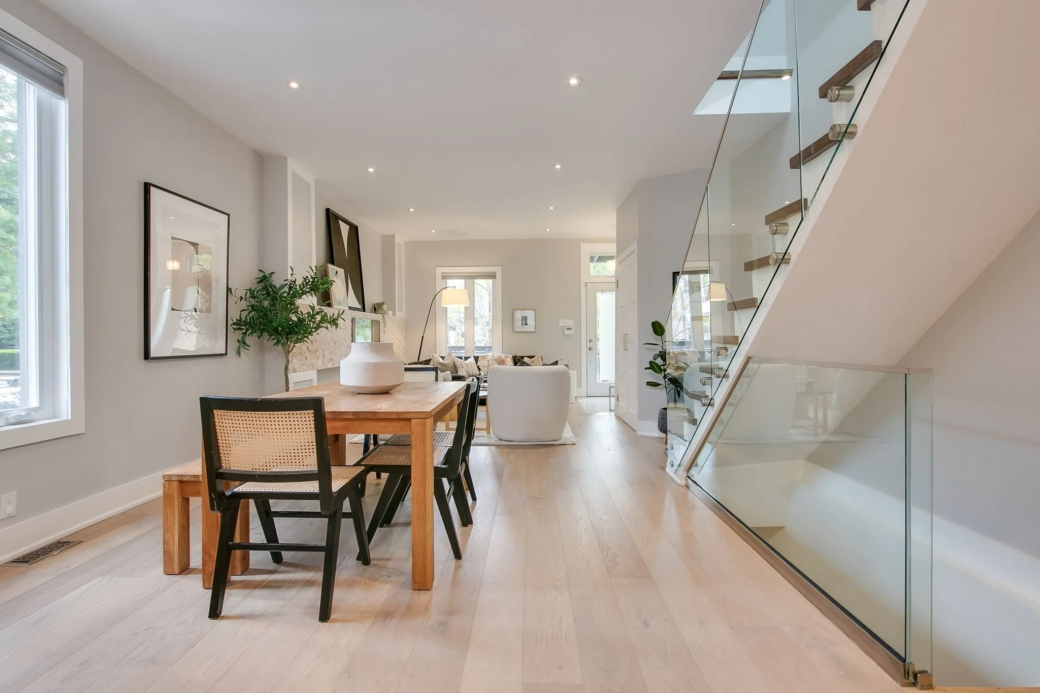 15-web-or-mls-12_002_Dining Room.jpg