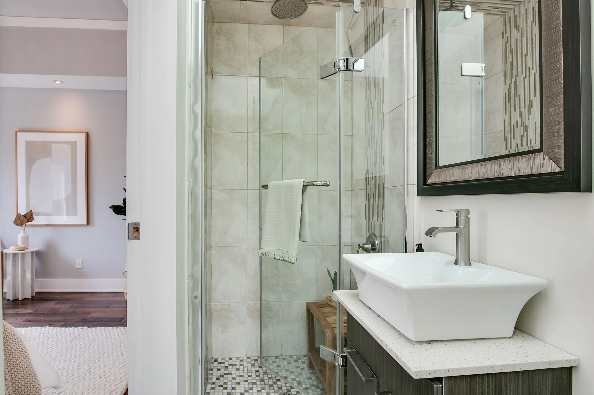 32-web-or-mls-27_001_Master Ensuite.jpg