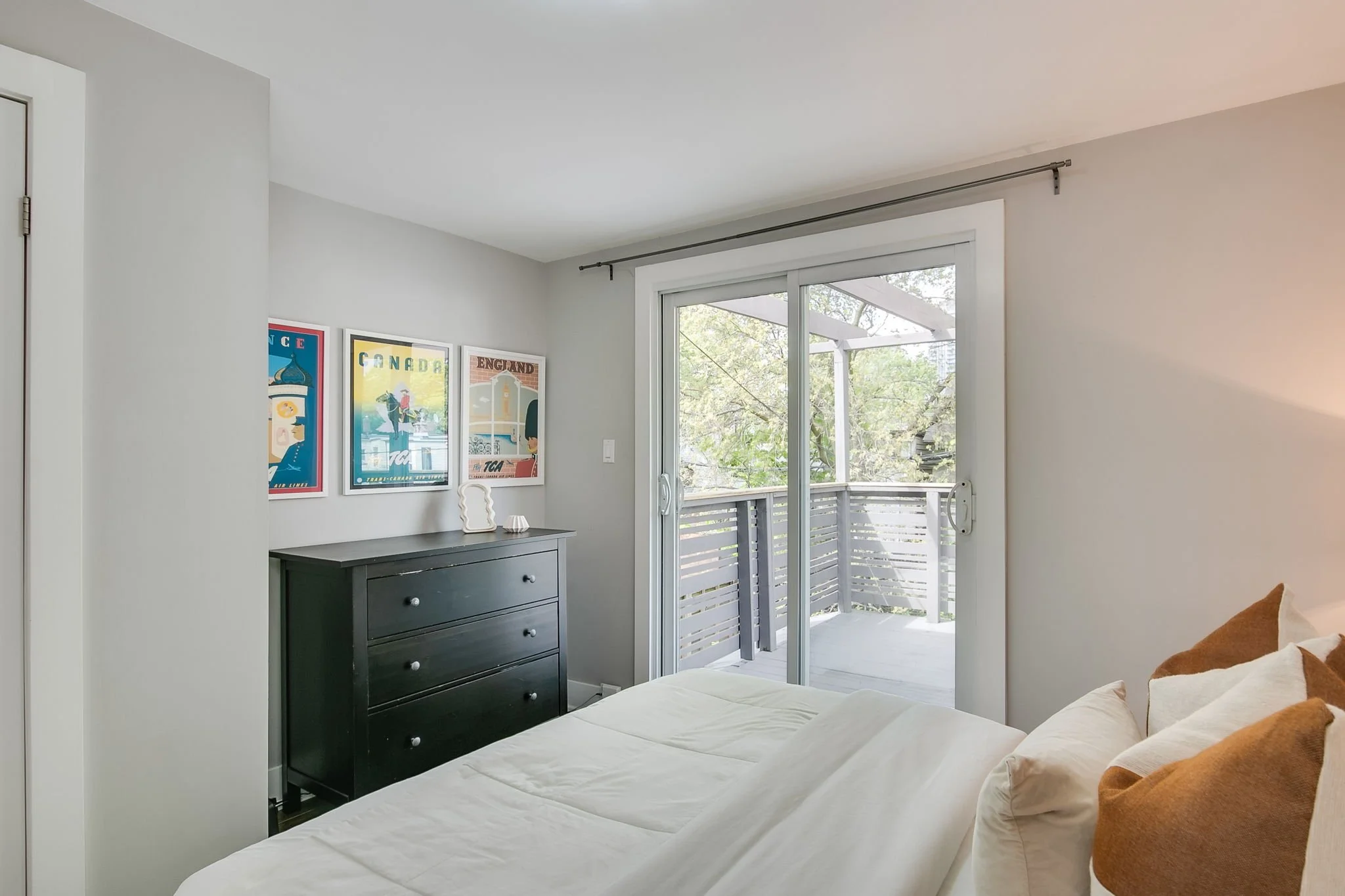 35-web-or-mls-28_003_Second Bedroom.jpg
