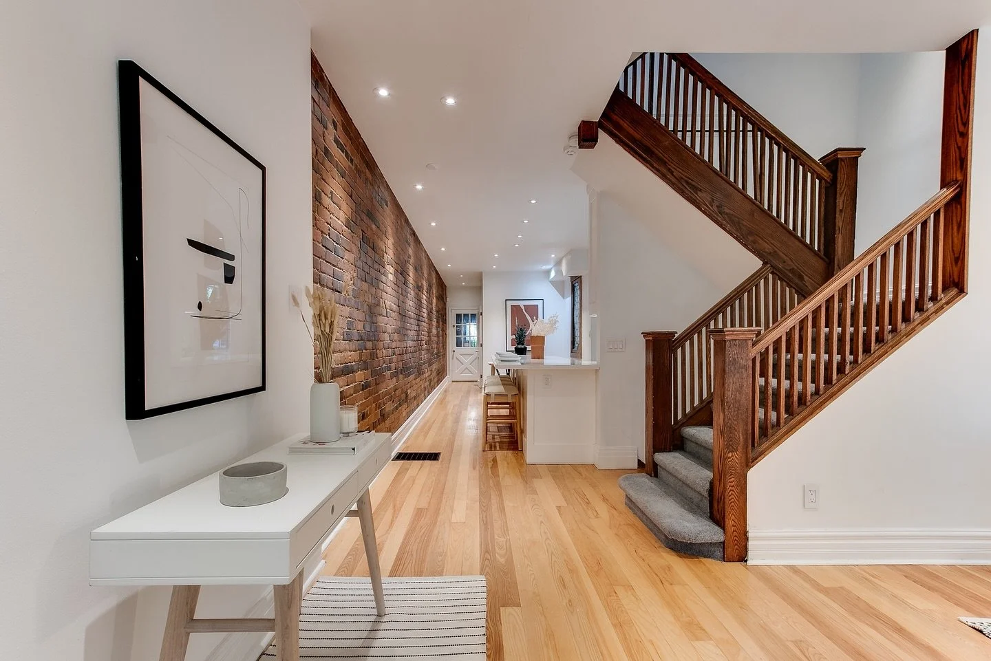 Full of character and contemporary comfort, this three-storey central Cabbagetown Victorian offers nearly 3,000 square feet of thoughtfully designed space.

📍6 Prospect Street, Toronto

Full gallery, floor plans, and details can be found at Lewisand