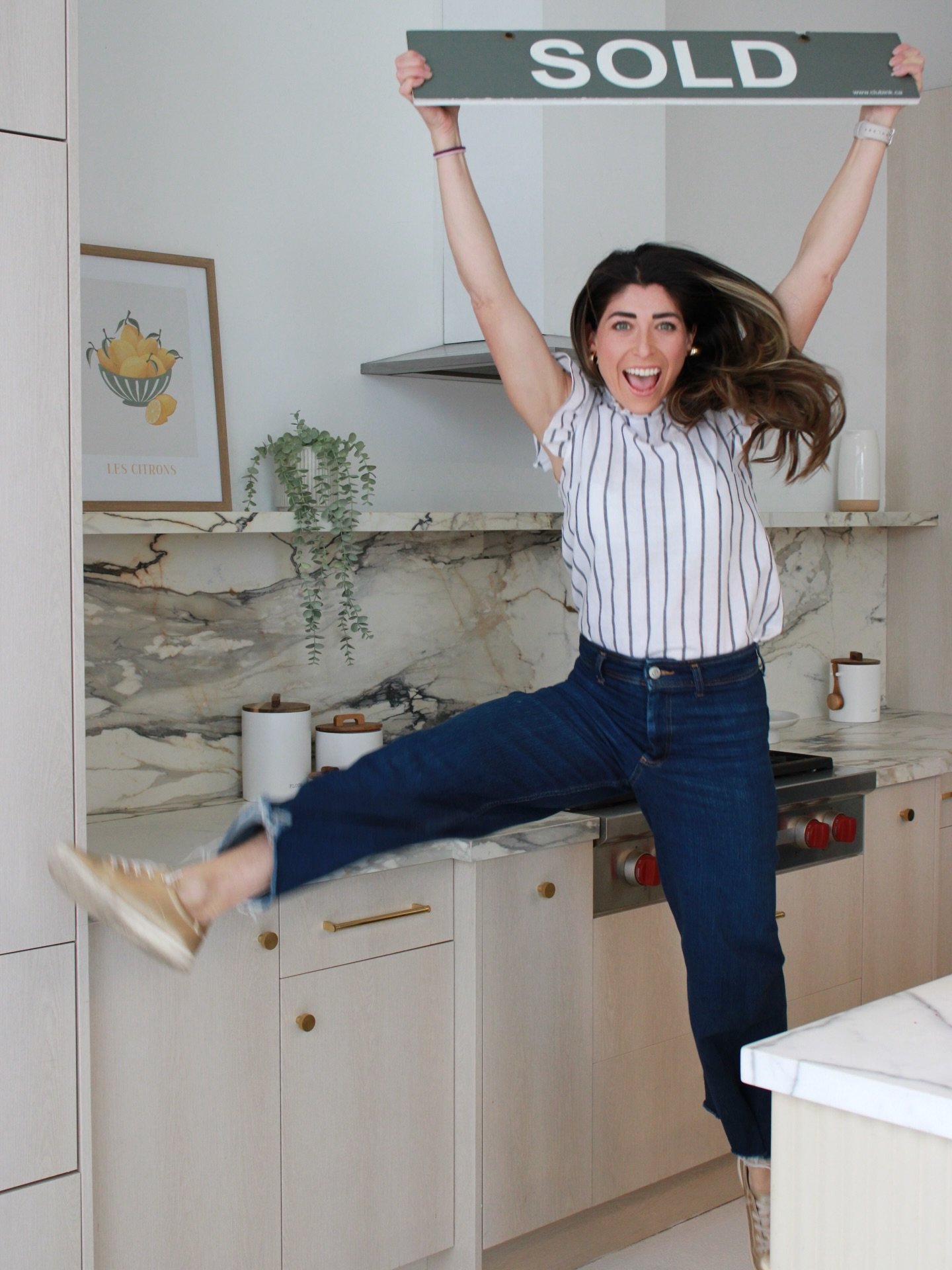 What started as a plan to sell a modern South Riverdale home quickly became something more unexpected.

We realized early on this was not going to be a simple sale. 137 Munro is a rare turnkey loft-style home, and something this specific needed a ver