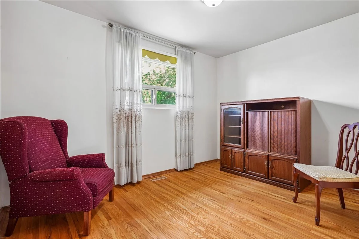 20-OTBX_809Hillcrest-058.jpg