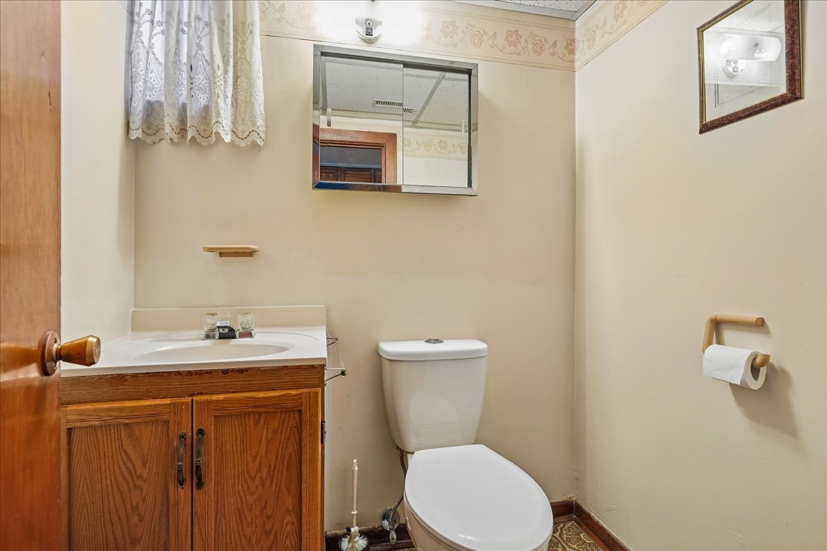 29-OTBX_809Hillcrest-085.jpg