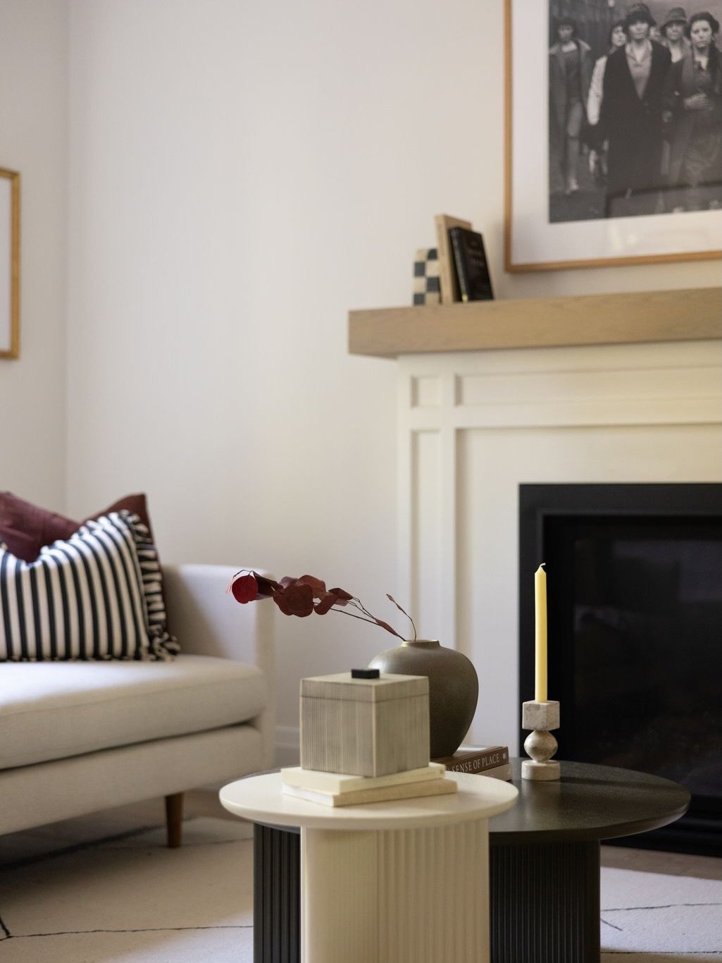 The details deserve their own moment.✨

Swipe through a few of our favourite corners of 19 Lark Street.

#thebeachestoronto #torontohomes #familyhomes