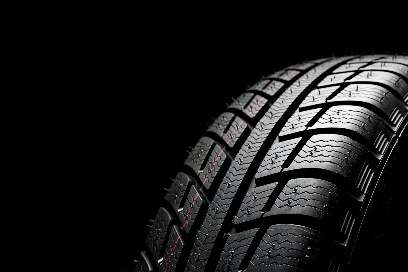 tyre-black.jpg
