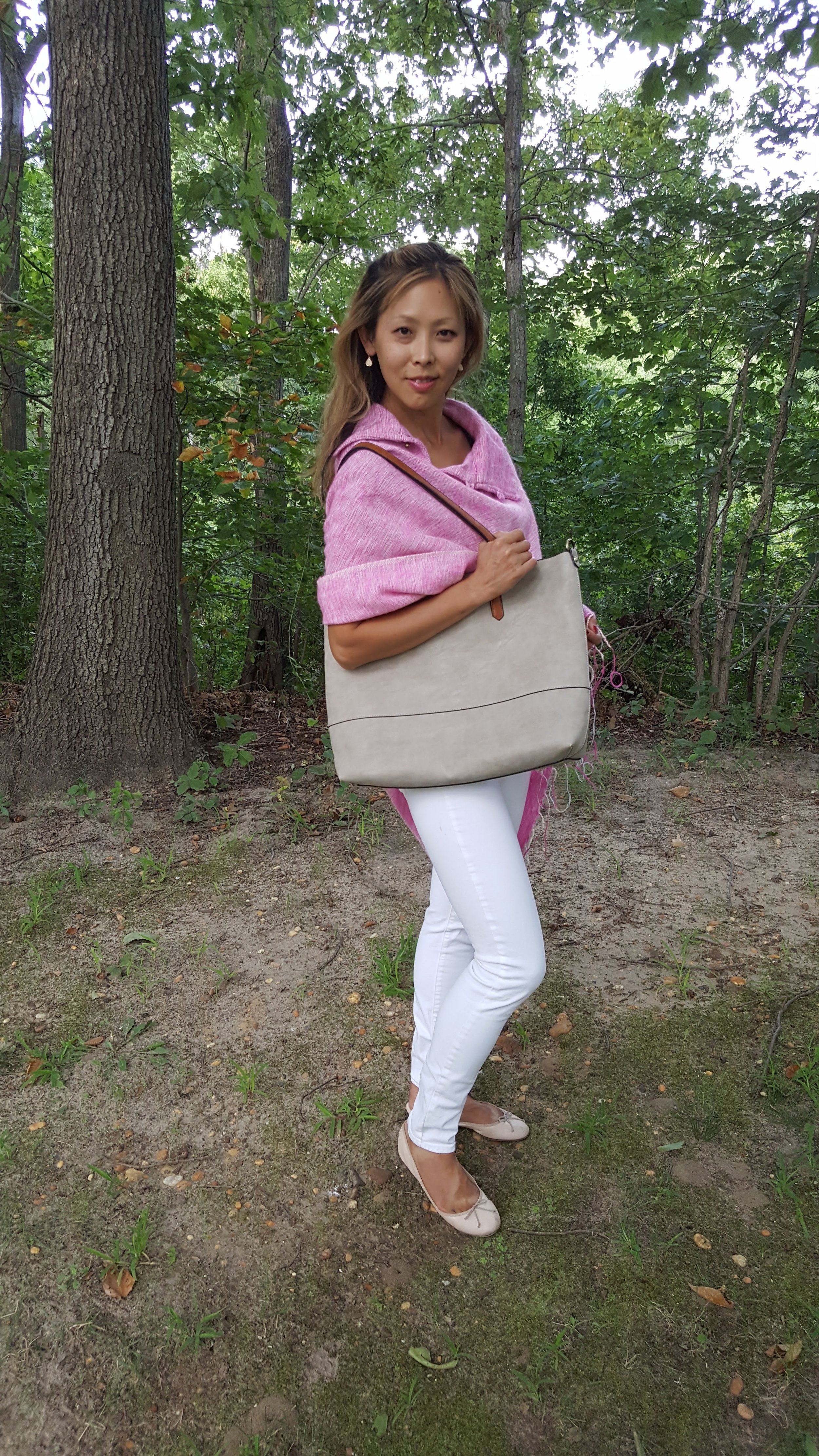 Loving my Joy Susan faux suede tote bag to carry all my fall essentials! See other page for the Promo code!
