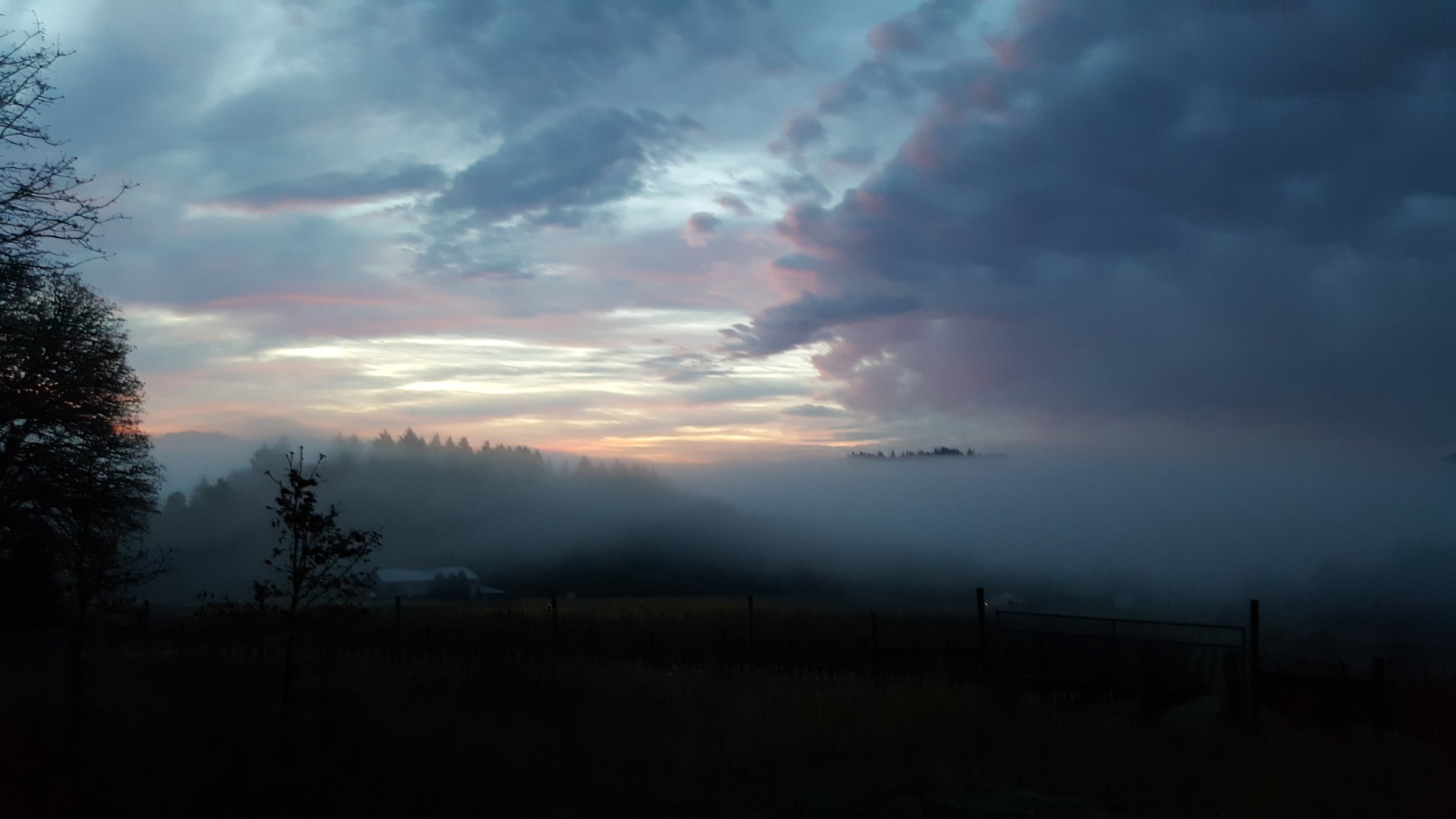 Heading out in the morning for some hill running. Good morning beautiful earth!