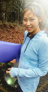 Idyll hoodie takes me from workout to later in the day.