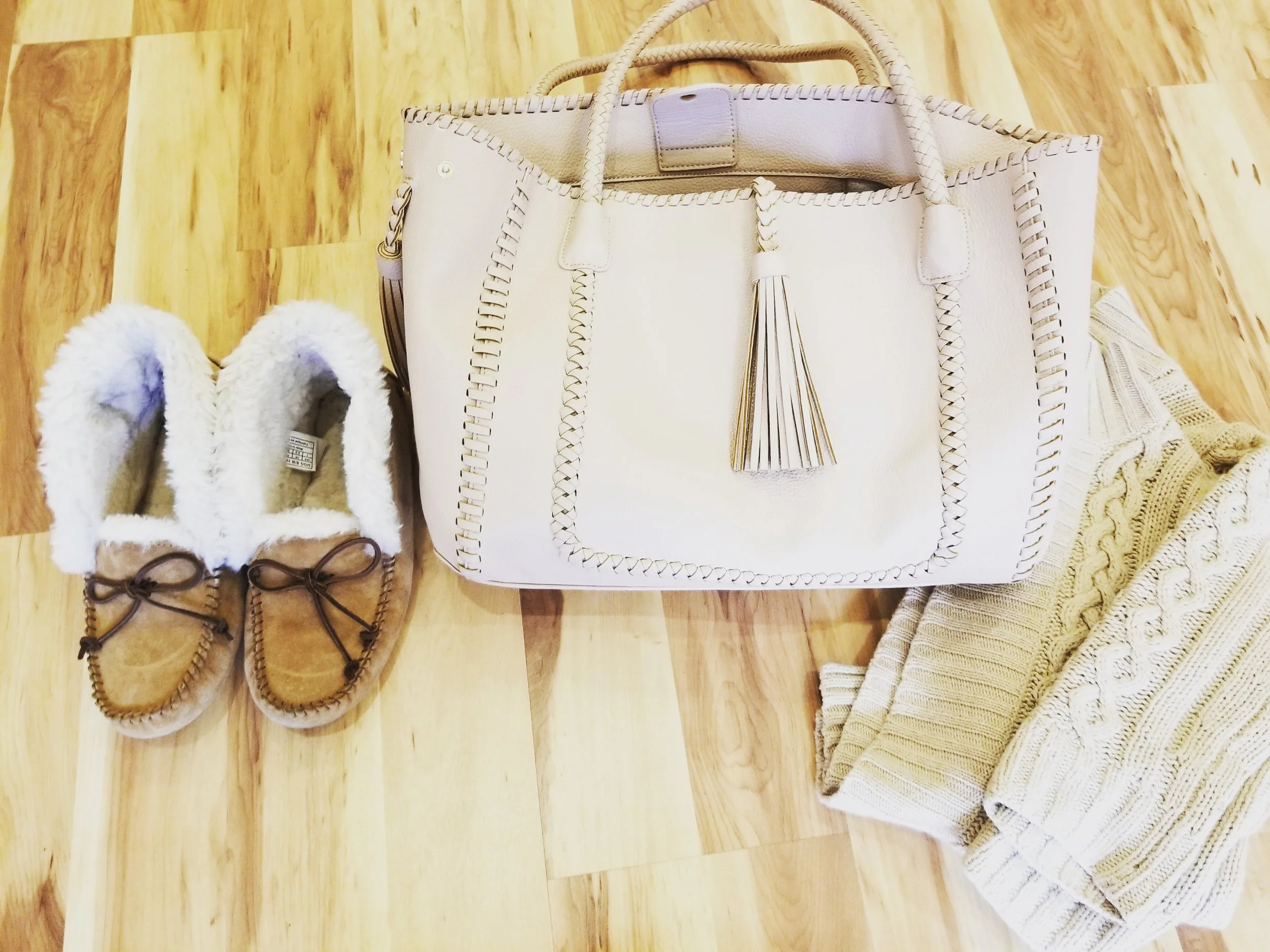 Recently I have been obsessed with neutral palette - beige, light, pale pink