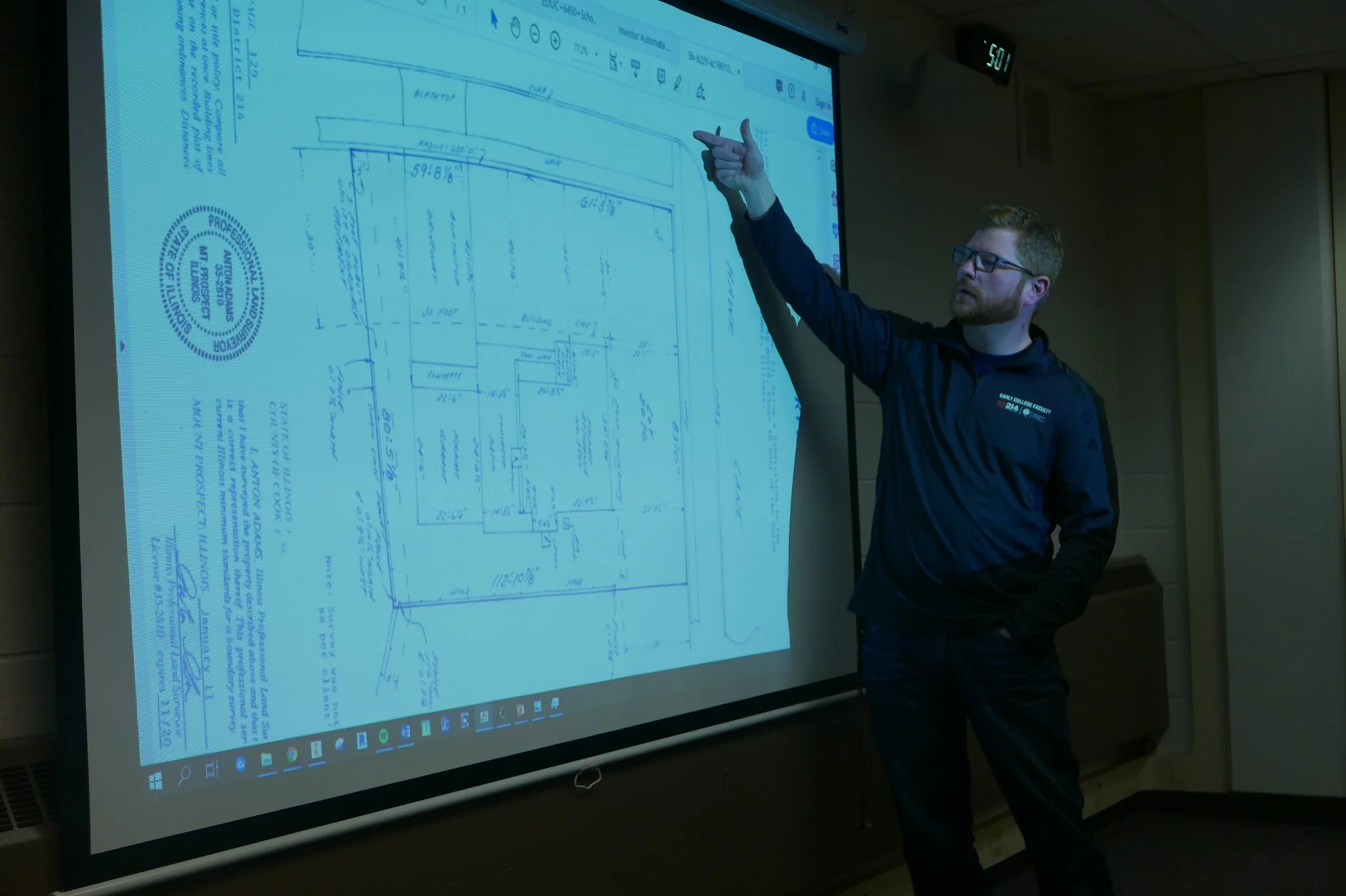 New class lets District 214 students design residential and commercial spaces