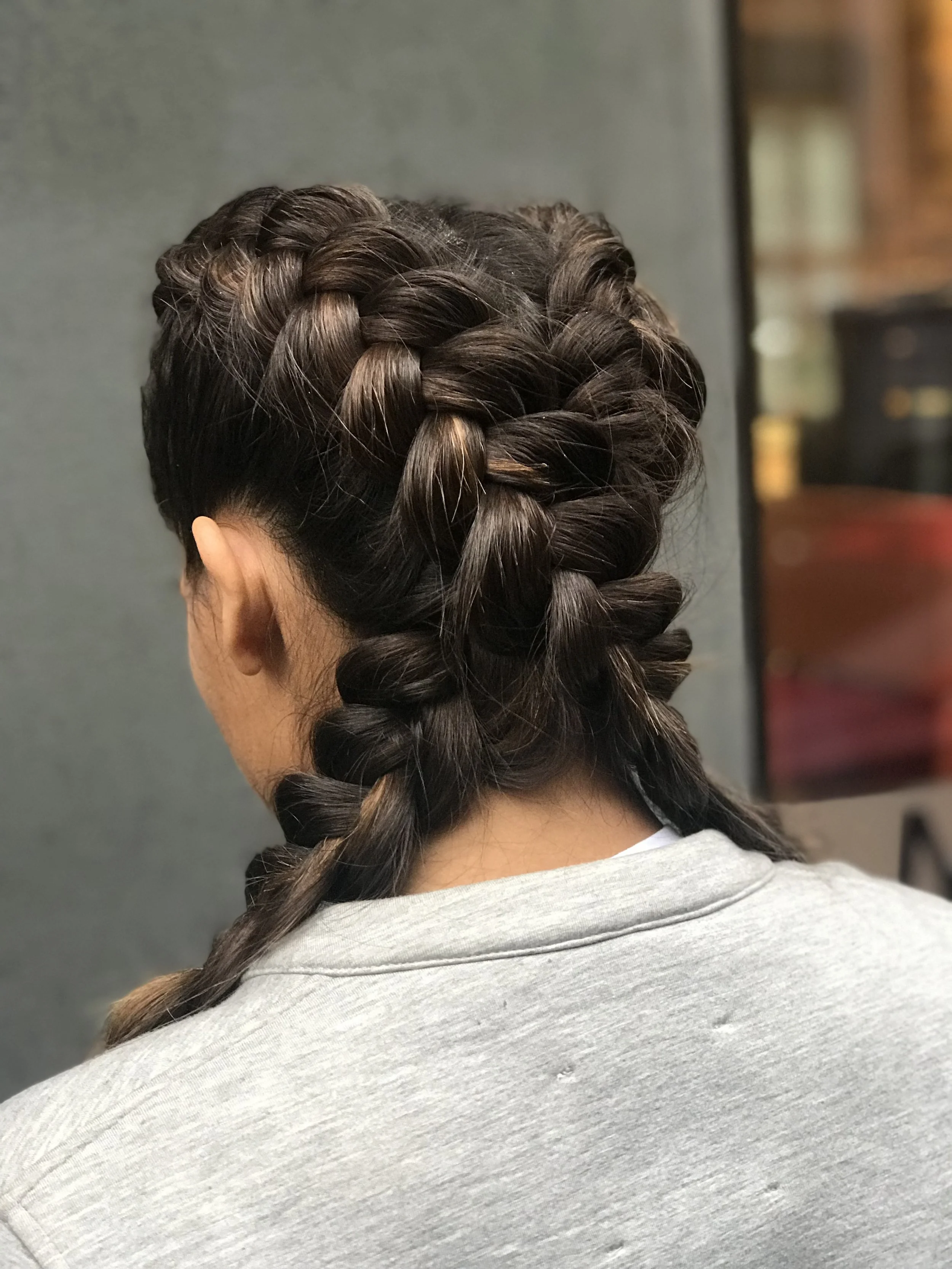 Criss cross box braids