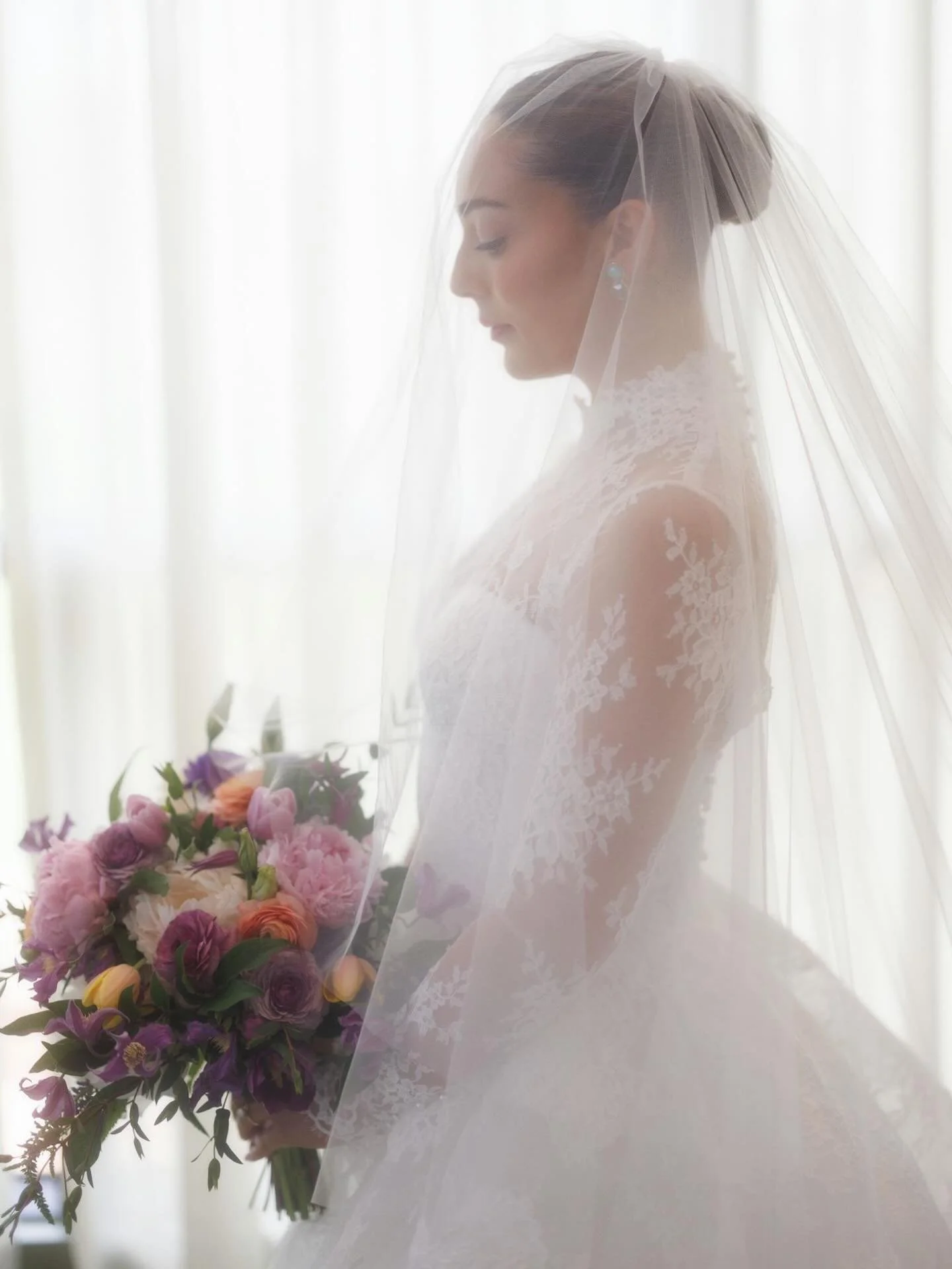 Pure radiance 💗

Planning: @bschneider1392 for Kelly Doonan Events 
Photography: @marklsimmons via @marcowangphotography 
Beauty: @gabbythai 
Gown: @cdnbridal 
Florals: @walkergchancey @reginagustdesigns