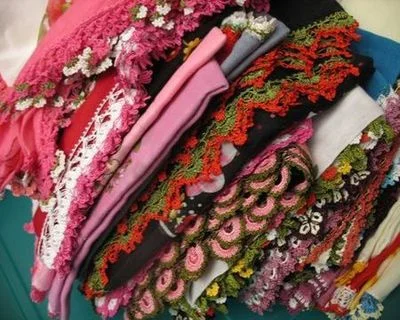 scarves.JPG