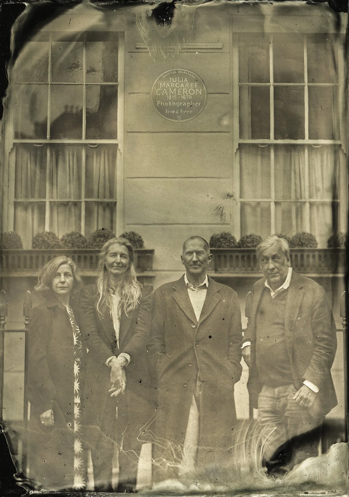 Blue_Plaque_Cameron_02_by_Magda_Kuca_small.jpg