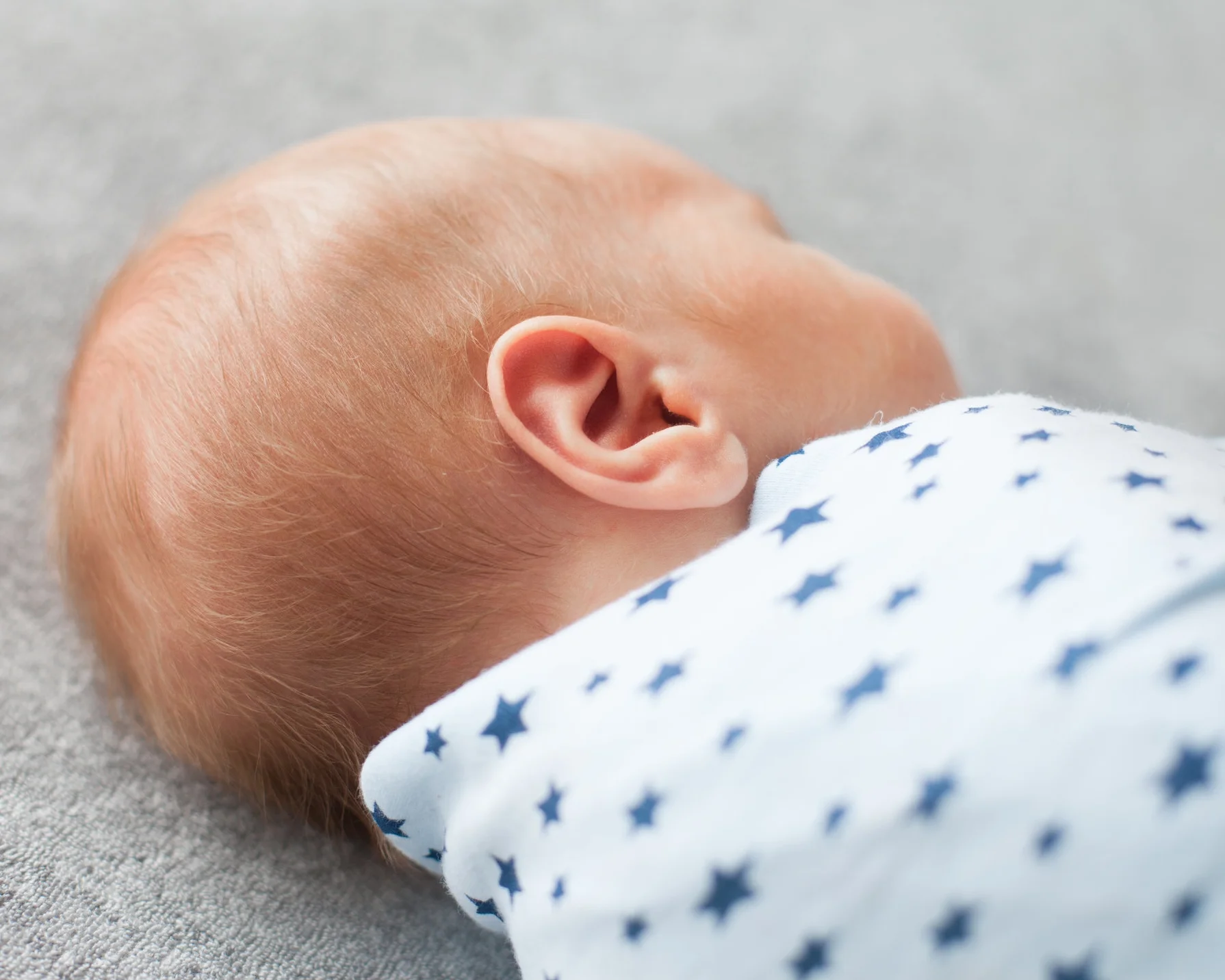 Depositphotos_152748658_original swaddle.jpg
