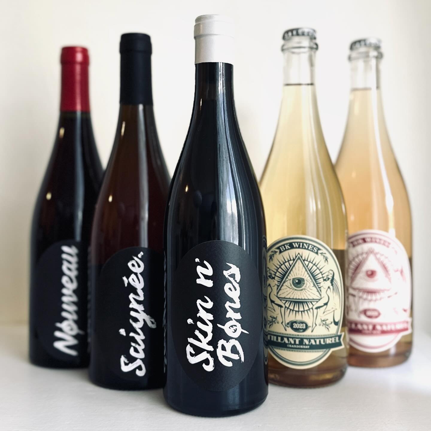 BK FOR SPRING!
- Pinot Noir Pet-Nat: white strawberry brioche in bed (302164)
- Grenache Nouveau: fluffy raspberry and blood orange pillows (307590)
- Pinot Noir Saign&eacute;e: br&ucirc;l&eacute;e grapefruit and expensive sandalwood (237865)
- Chard
