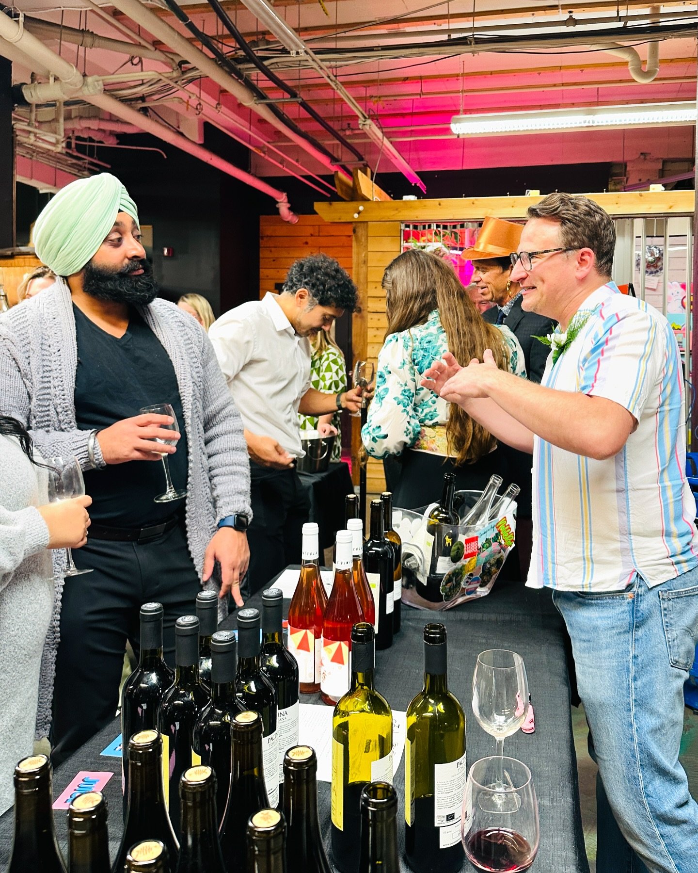 When @saycheeseyyc throws a party, the people show up! Opera, wine, oysters, cheese, and too many laughs. Thanks for always being such a huge supporter, we can&rsquo;t wait for the next one. 
.
.
.
#pacina #chianticlassico #wineparty #winetasting #yy
