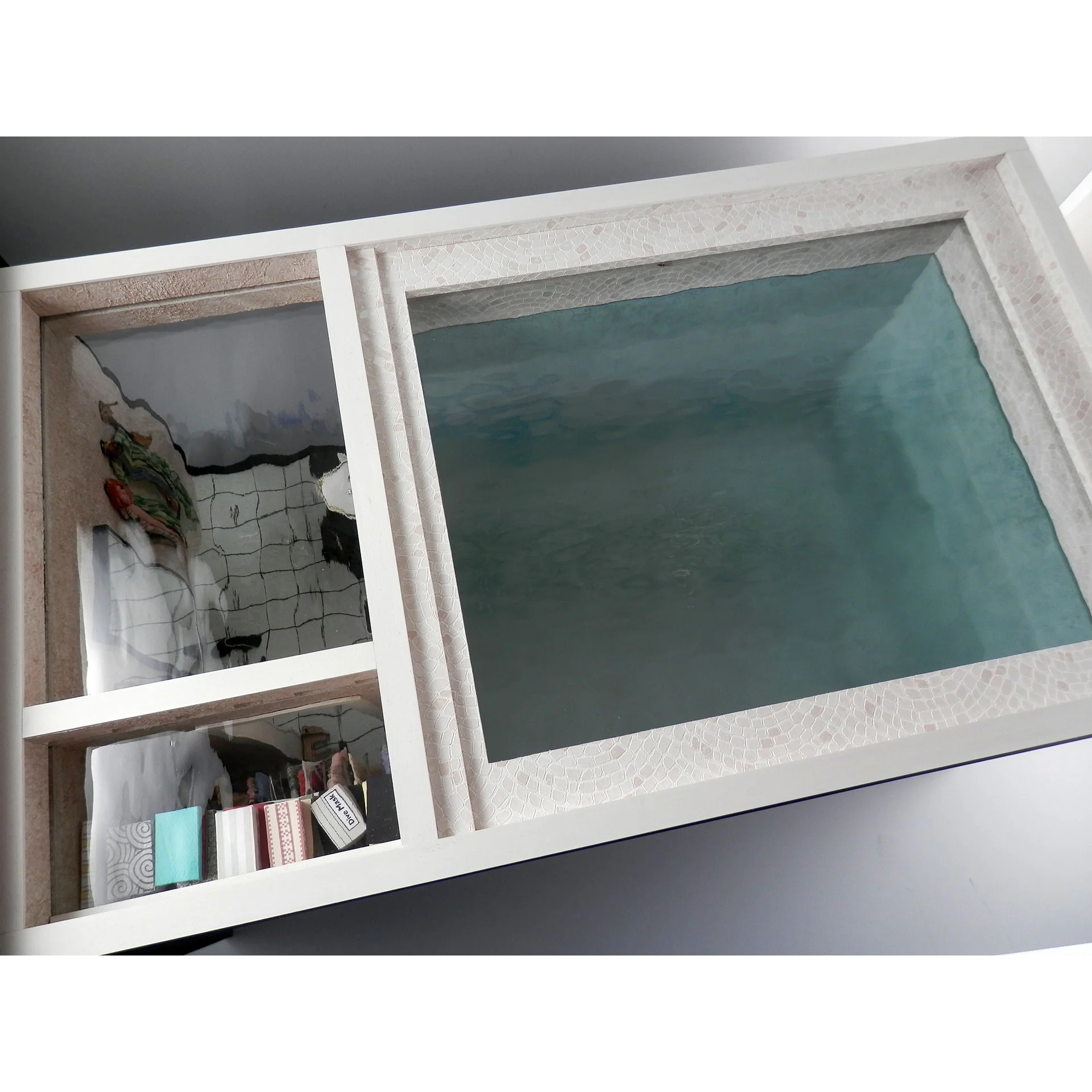 Overlapping Boundary