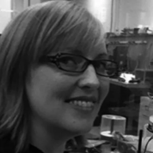 SARAH VETTER Technology Services