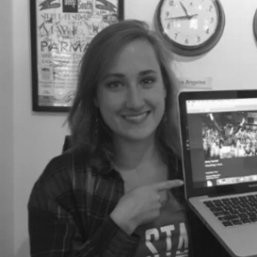 MIKAYLA ALLEN Day-to-Day Manager