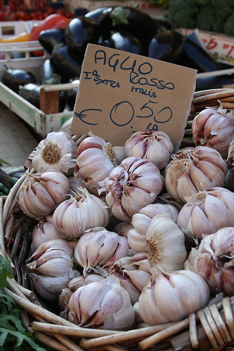 red garlic www.talkoftomatoes.com