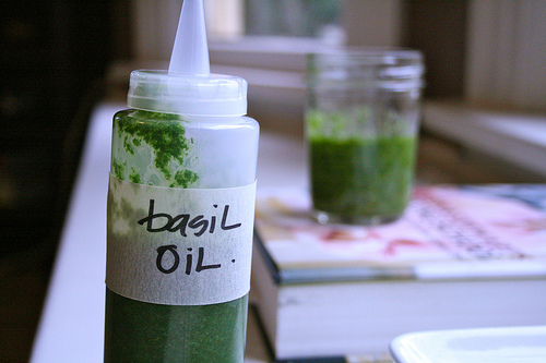 basil oil