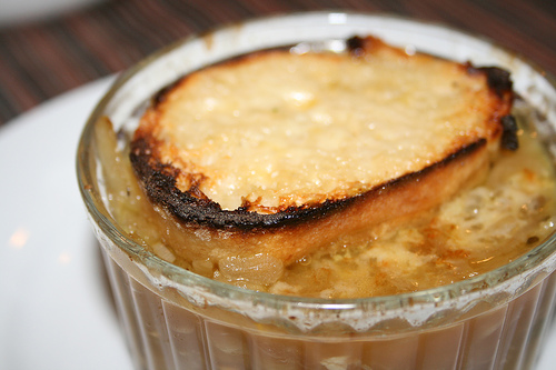 onion soup recipe | talkoftomatoes.com