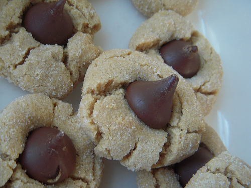 kiss cookies