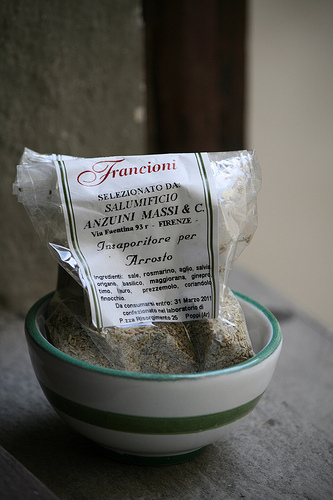 Italian herbs www.talkoftomatoes.com