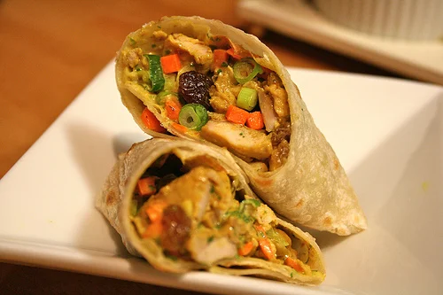 chicken curry wrap www.talkoftomatoes.com