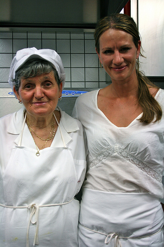 chef Anna and chef Janelle