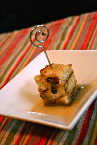 whiskey bread pudding www.talkoftomatoes.com