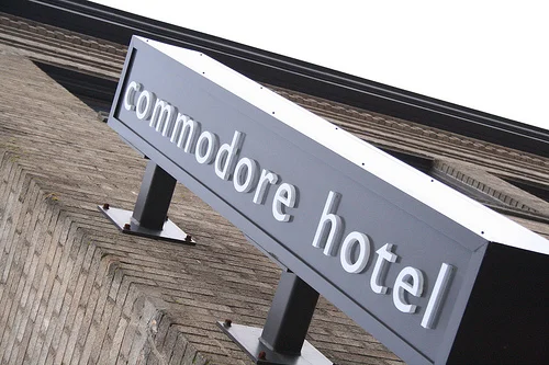 commodore hotel