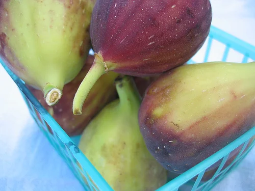 figs in basket