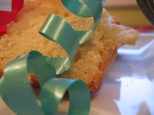 eggnog pound cake recipe | talkoftomatoes