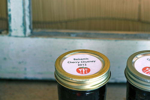 balsamic cherry chutney recipe www.talkoftomatoes.com