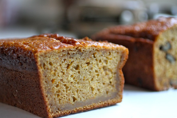 pumpkin bread recipe www.talkoftomatoes.com - 3